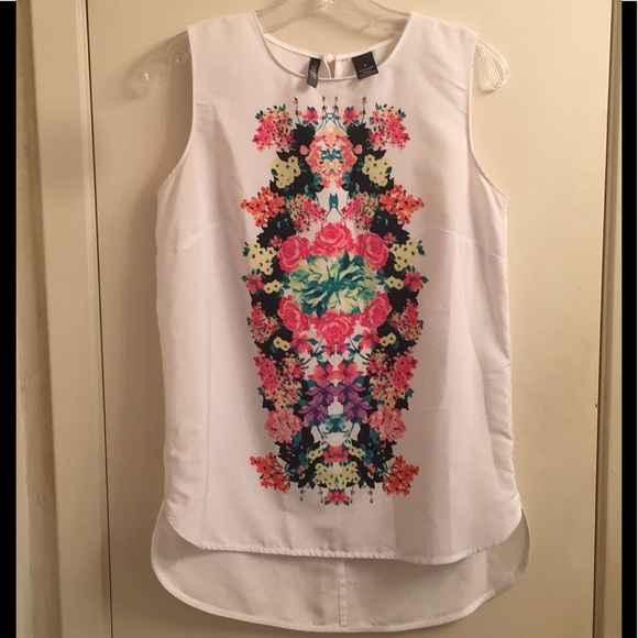 Beautiful Floral High Low Dressy Blouse - Picture 6 of 6